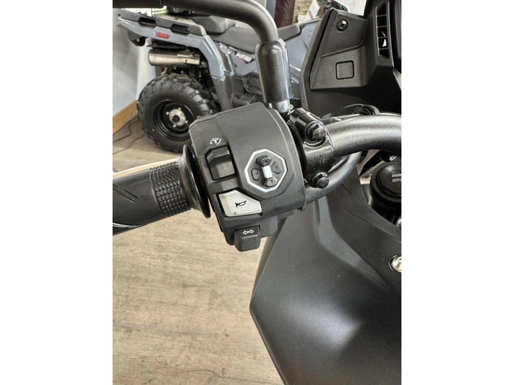 2025 Honda Nx500 alt