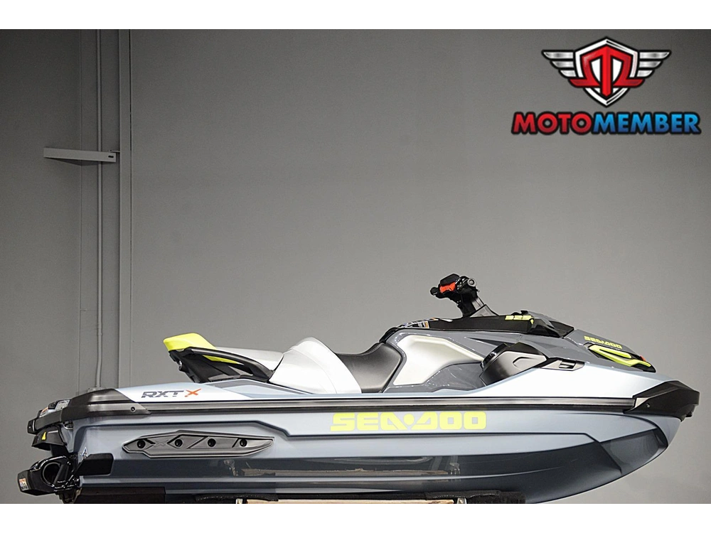 2024 Sea-doo Rxt-x™ 325 Ice Metal / Manta Green alt