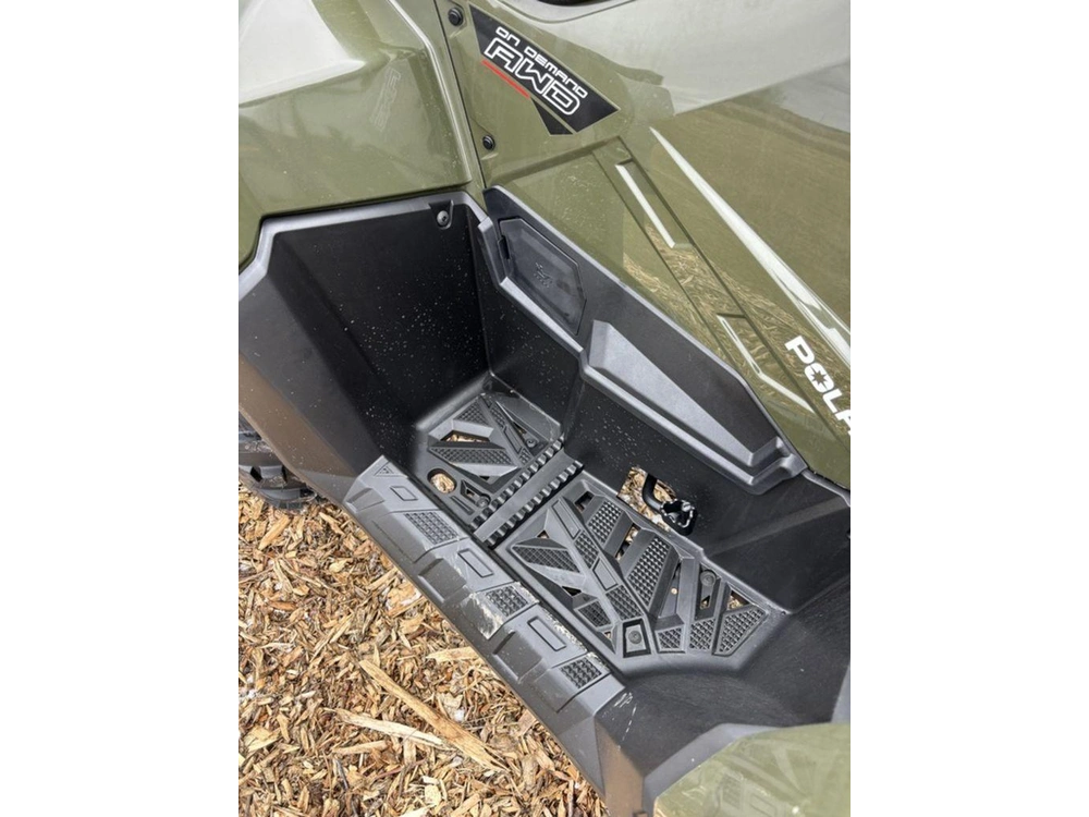 2026 Polaris Sportsman 570 alt