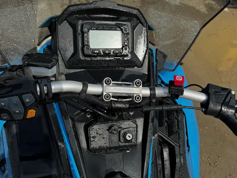 Polaris 650 INDY XC MATRYX 137 2024