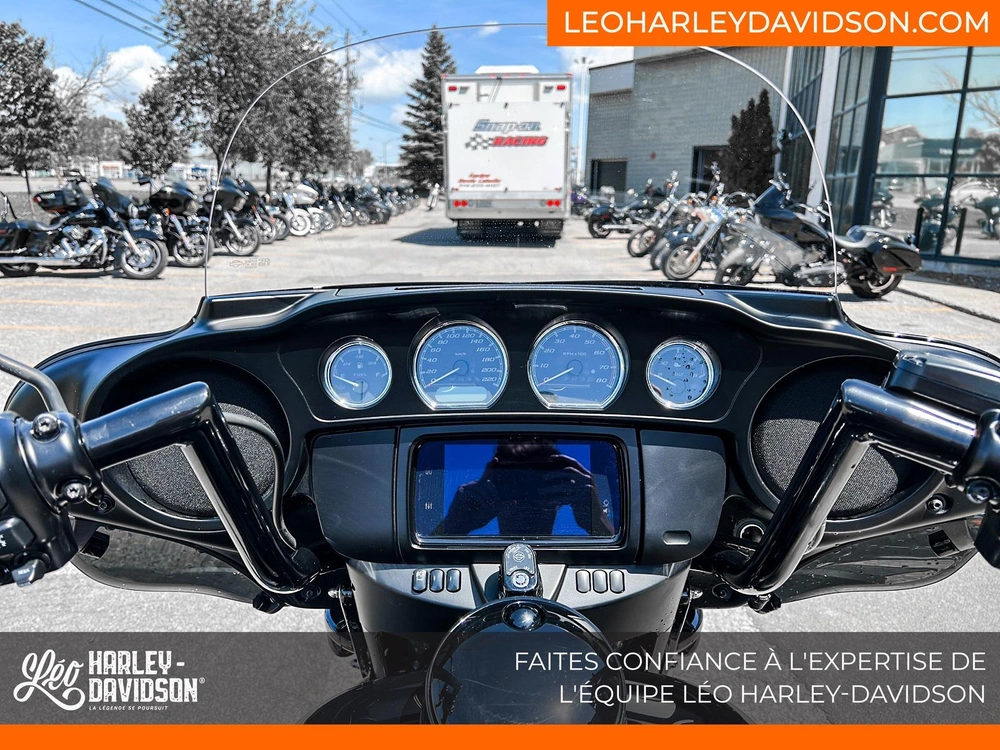 Harley-davidson Flhtcutg Tri Glide Ultra 2025 alt