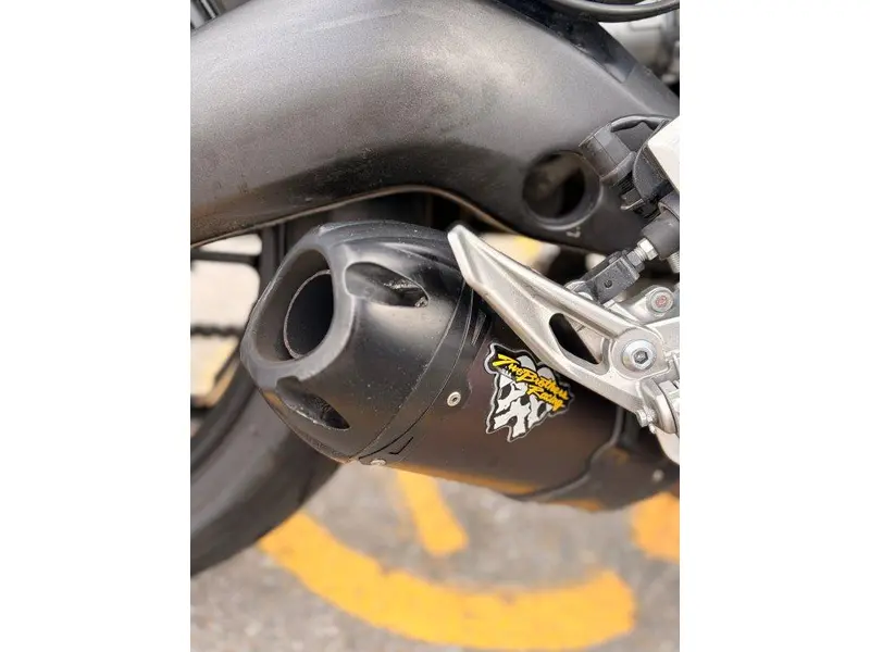 2018 Yamaha MT-09 thumbnail 10