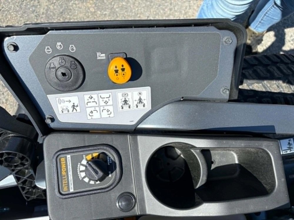 Cub Cadet Zt1 42 2026 alt