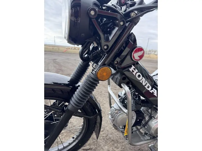 2026 Honda Trail 125 thumbnail 6