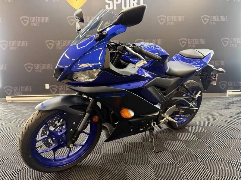 2023 Yamaha Yzf-r3 alt