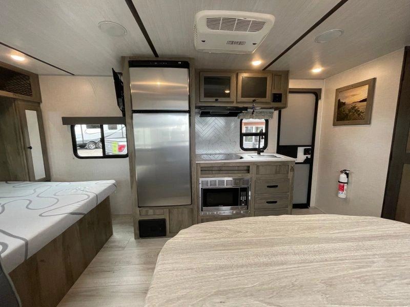 Forest River Surveyor 19rble 2022 alt