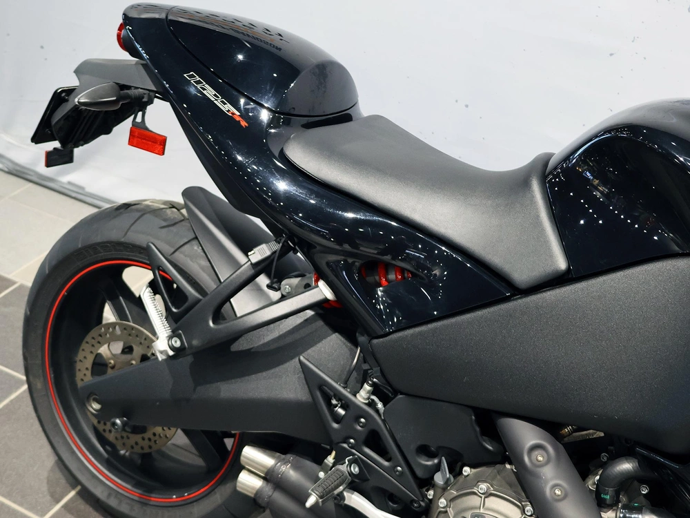 2009 Buell 1125cr alt