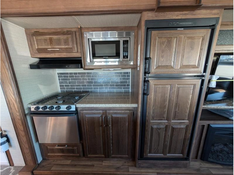 Keystone Rv Cougar 303rls 2016 alt