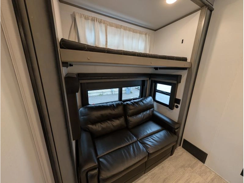 Keystone Rv Montana 3857br 2023 alt