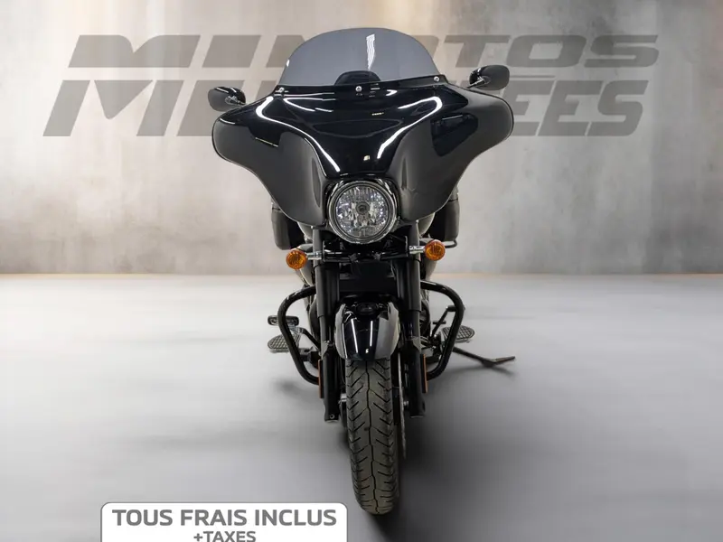 2015 Suzuki Boulevard C90T thumbnail 3