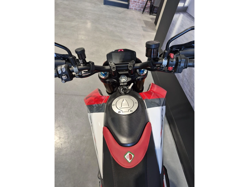 Ducati Hypermotard 2025 alt
