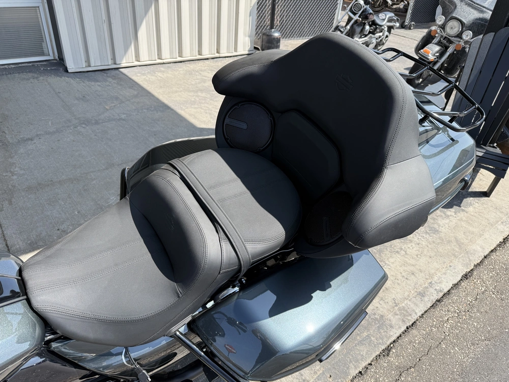2026 Harley-davidson Road Glide Limited alt