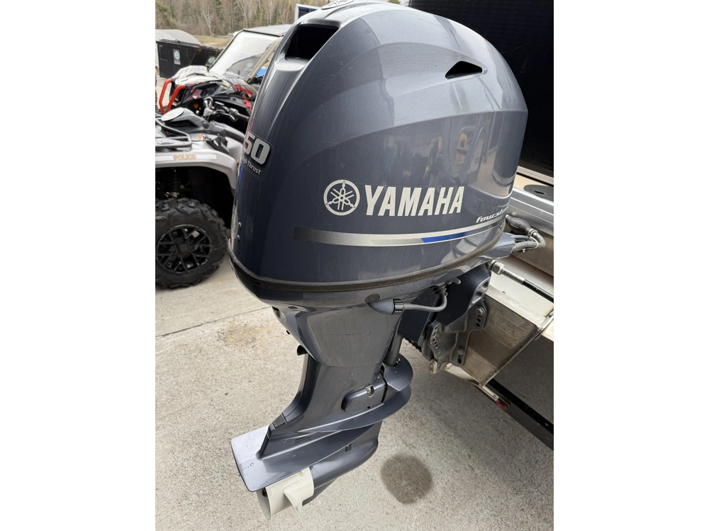 2014 Other Sweetwater 1880 W/50hp Yamaha Fourstroke alt