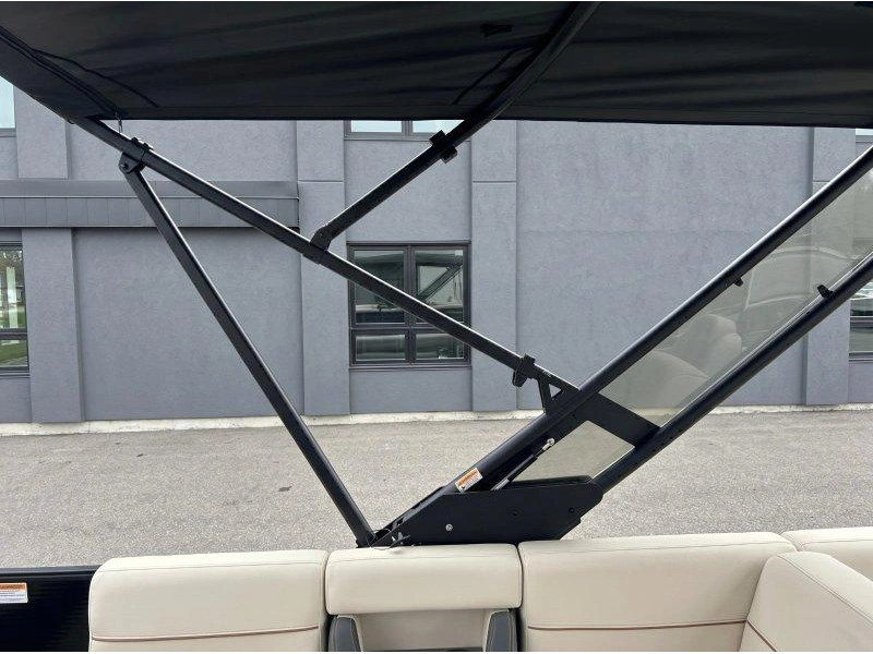 Manitou 24 Explore Navigator Stealthde 2025 alt