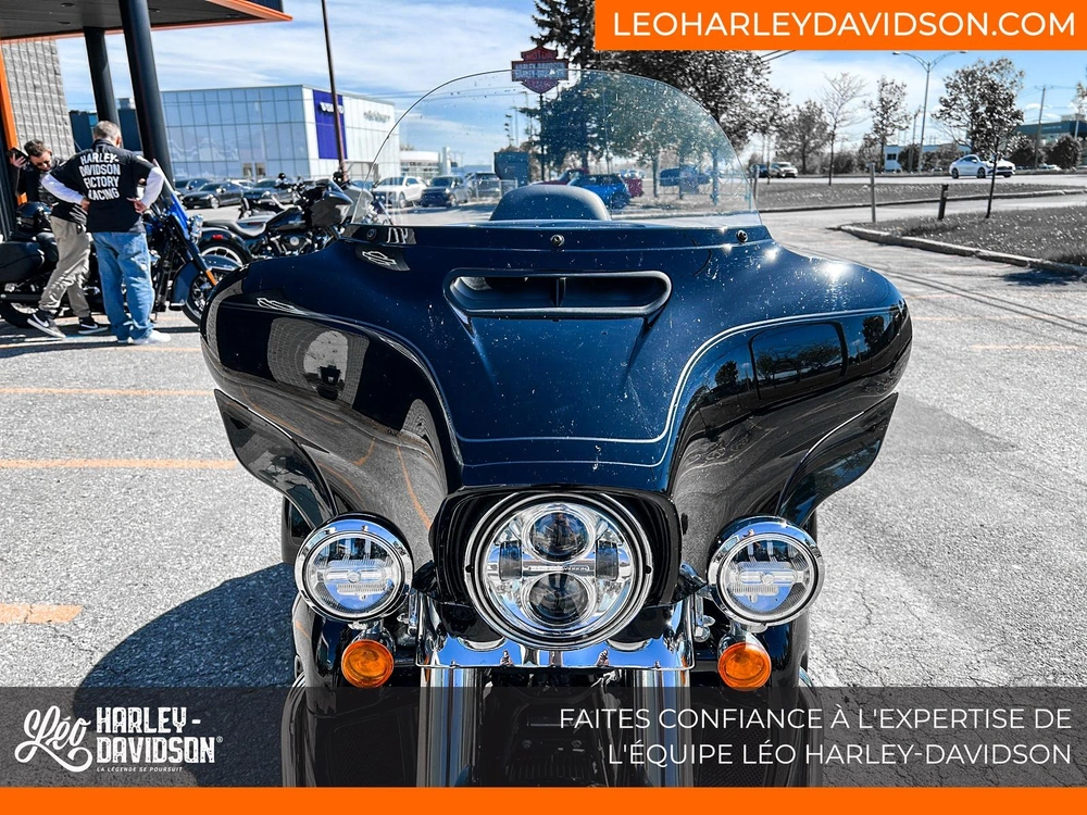 Harley-davidson Flhtcutg Tri Glide Ultra 2022 alt