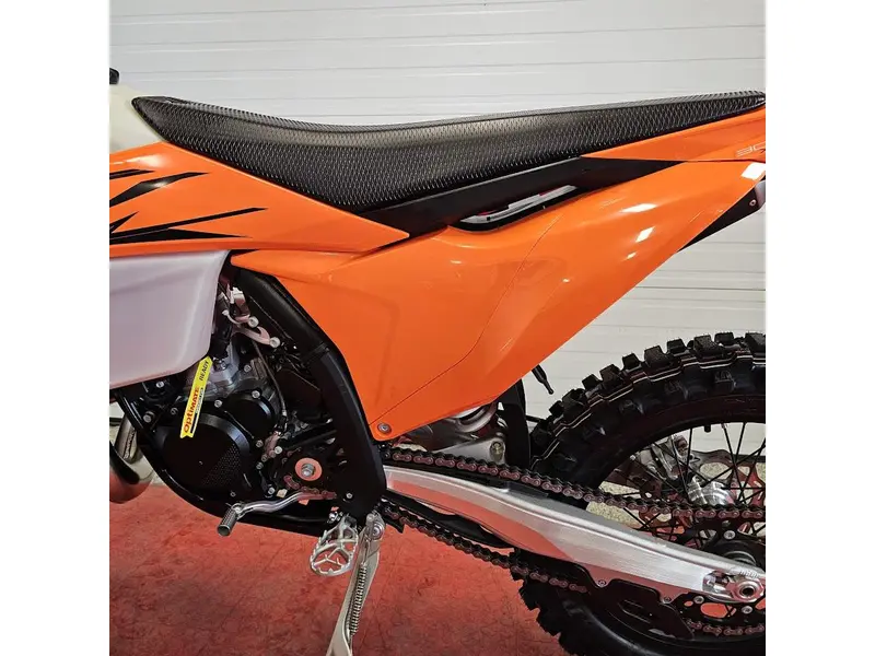 2026 KTM 300 XC-W thumbnail 6
