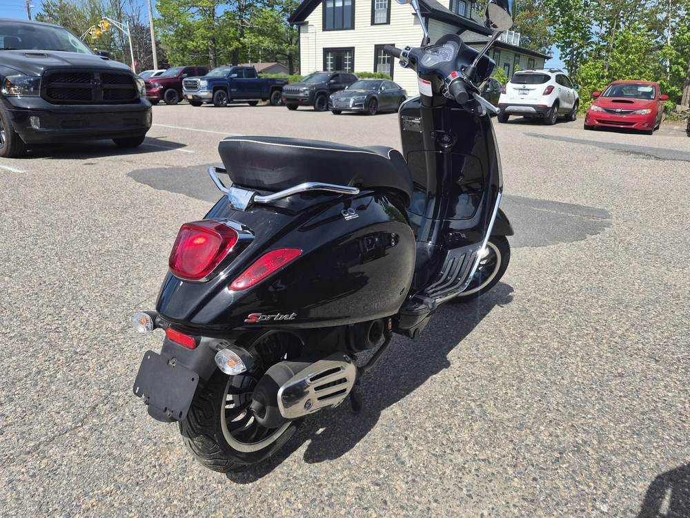 2022 Piaggio Sprint 50 Iget My22 alt