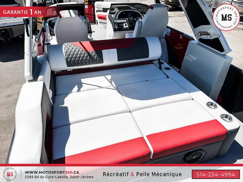2026 Berkshire 25UL DC STS 300 HP VERADO ! LE PLUS BEAU PONTON AU QUÉBEC ! thumbnail 27