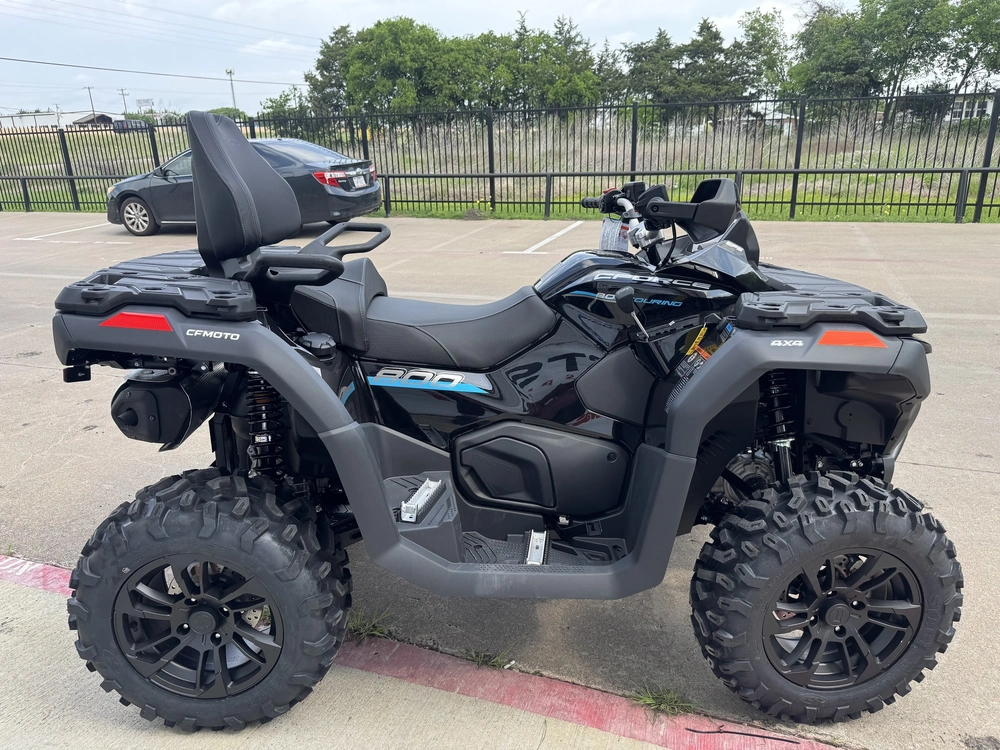 2026 Cfmoto Cforce 800 Touring alt