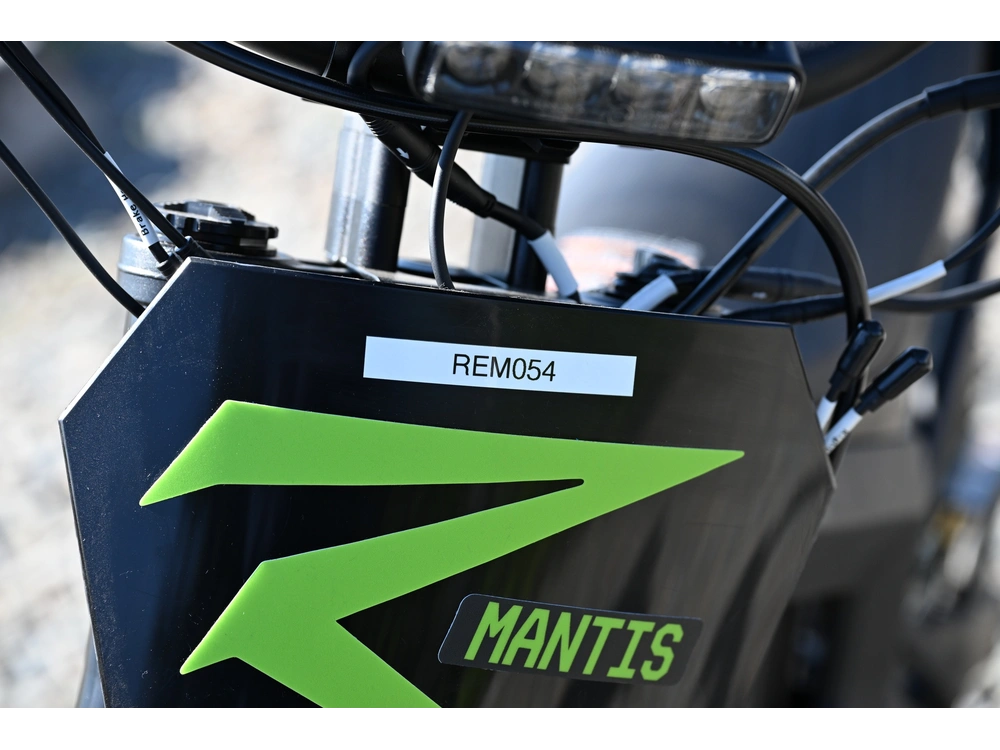 2025 Rawrr Mantis X Pro alt