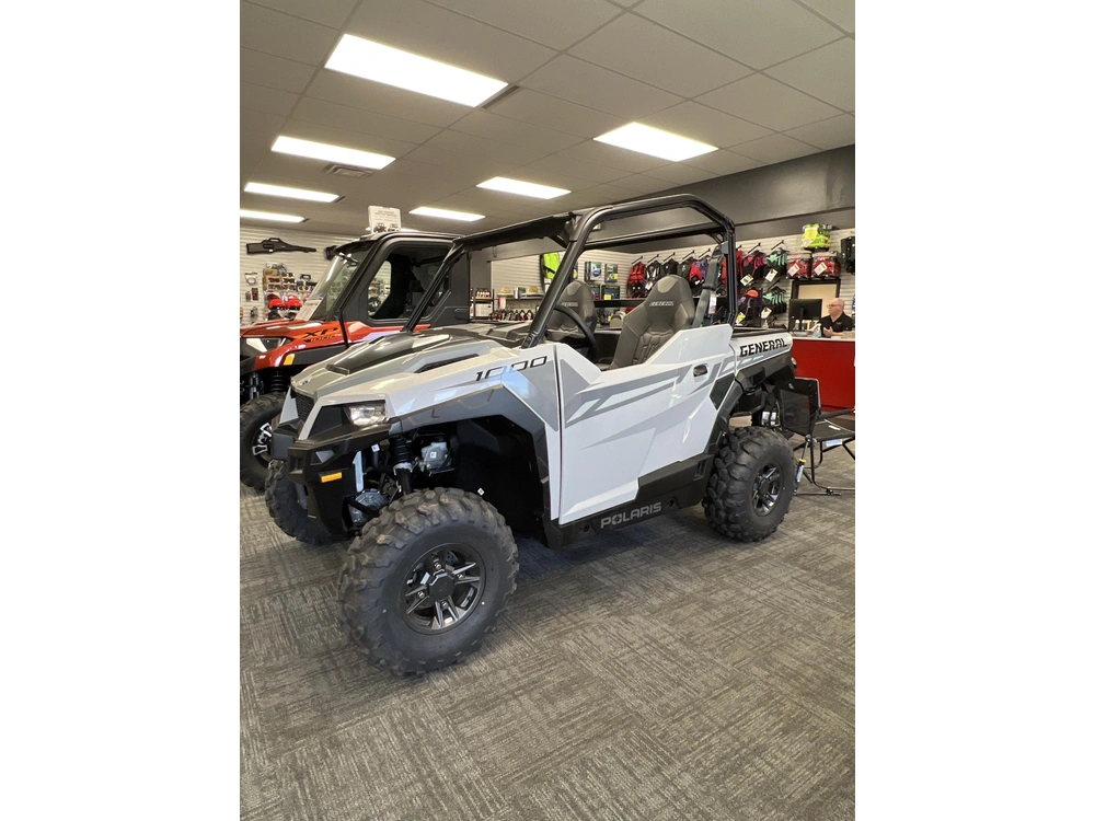 2026 Polaris General Sport alt
