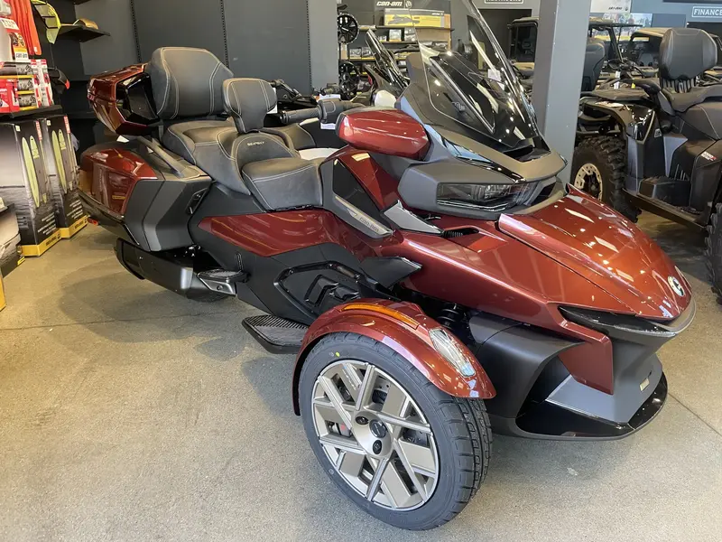 2026 Can-Am RT SEA-TO-SKY (SE6)