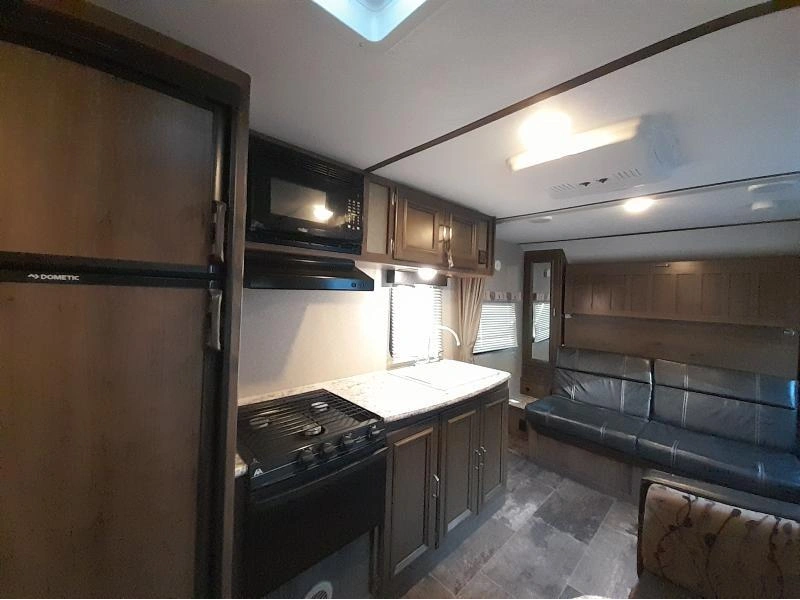 Keystone Rv Passport 239ml 2018 alt