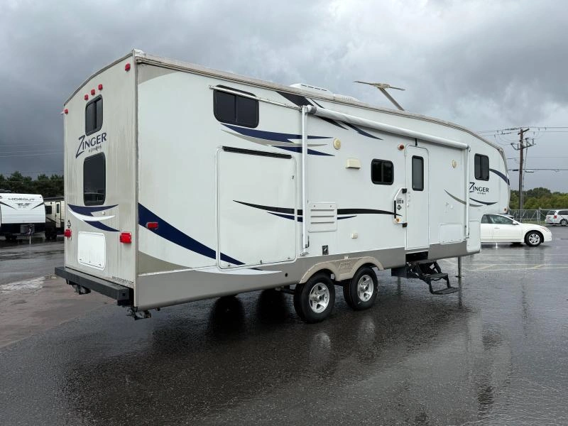 Crossroads Zinger 290bh 2013 alt