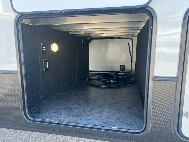 Keystone Rv Montana 295rl 2023 alt