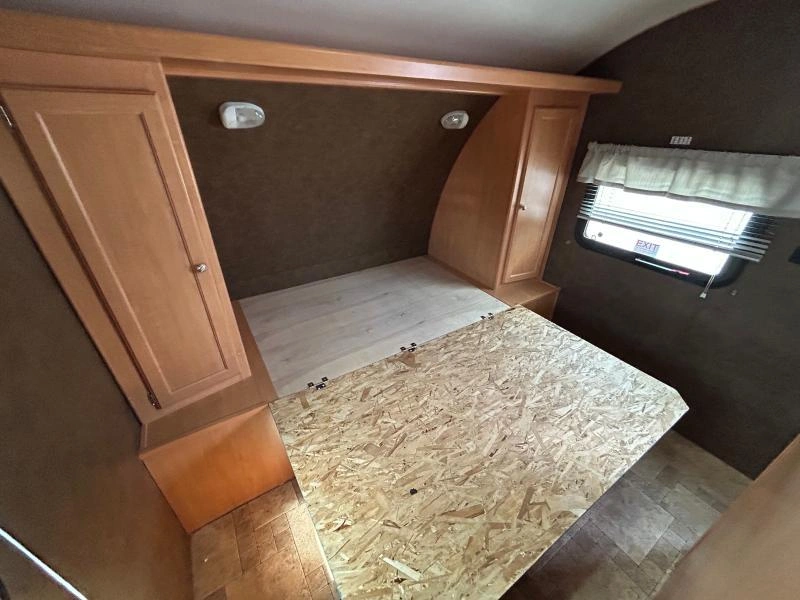 Shasta Oasis 30qb 2014 alt