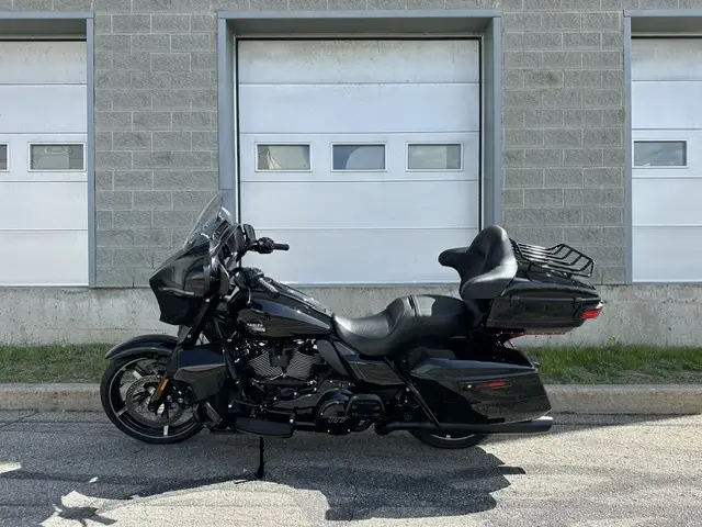 2025 Harley-Davidson FLHXU Street Glide UltraFLHXU