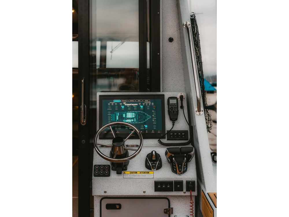 2027 Kingfisher 38 Gfx 38 Gfx alt