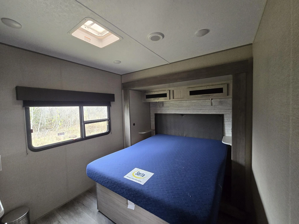 Coachmen Catalina 39fkts 2023 alt
