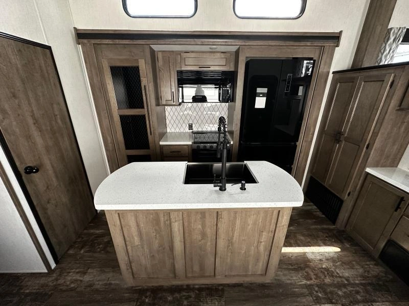 Forest River Sabre 37flh 2022 alt