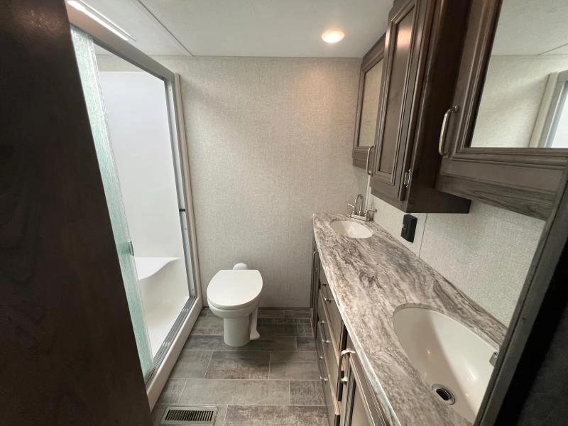 Keystone Rv Montana 320mk 2019 alt