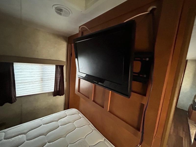 2014 Gulfstream Conquest 279qbl alt