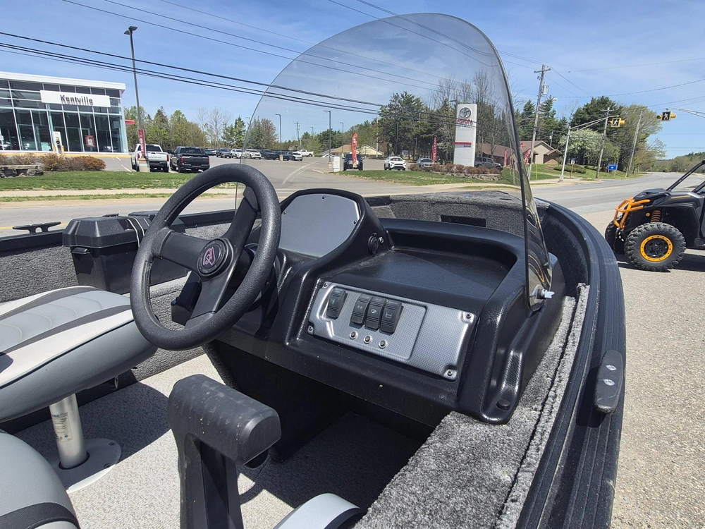 2024 Alumacraft 2024 Escape 165 Cs Cvge alt