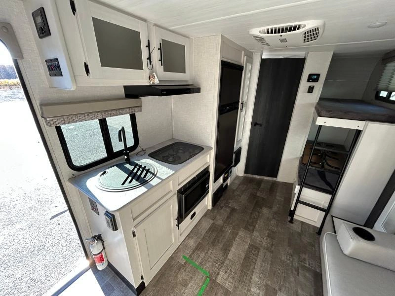 Forest River R-pod 193bhs 2022 alt