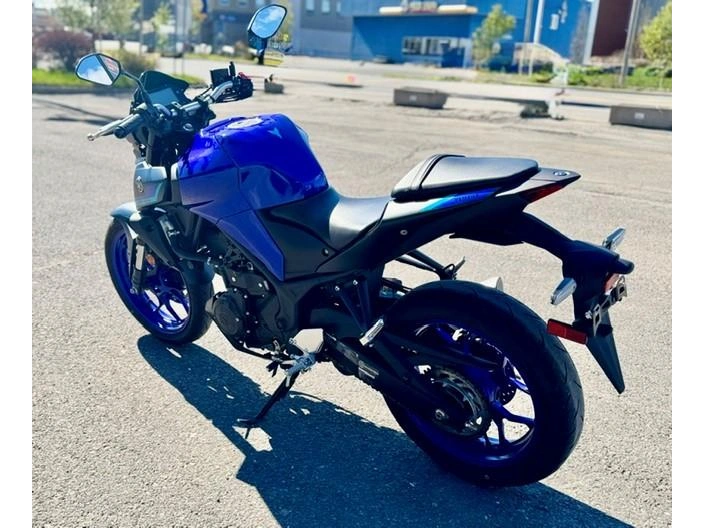 2023 Yamaha Mt-03 alt