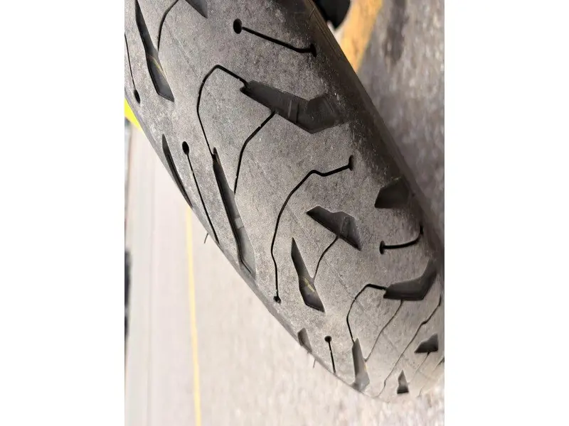 2016 Yamaha FZ09 thumbnail 10