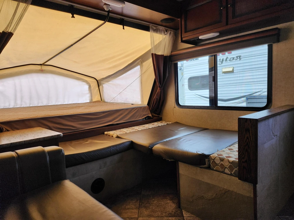 Palomino 213x Hybrid 2015 alt
