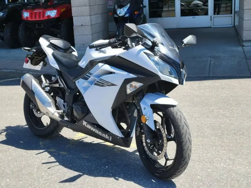 2017 Kawasaki NINJA 300 EX thumbnail 2