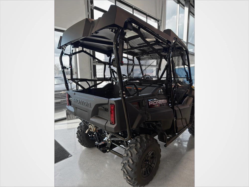 2026 Honda Pioneer 700-4p Dlx alt