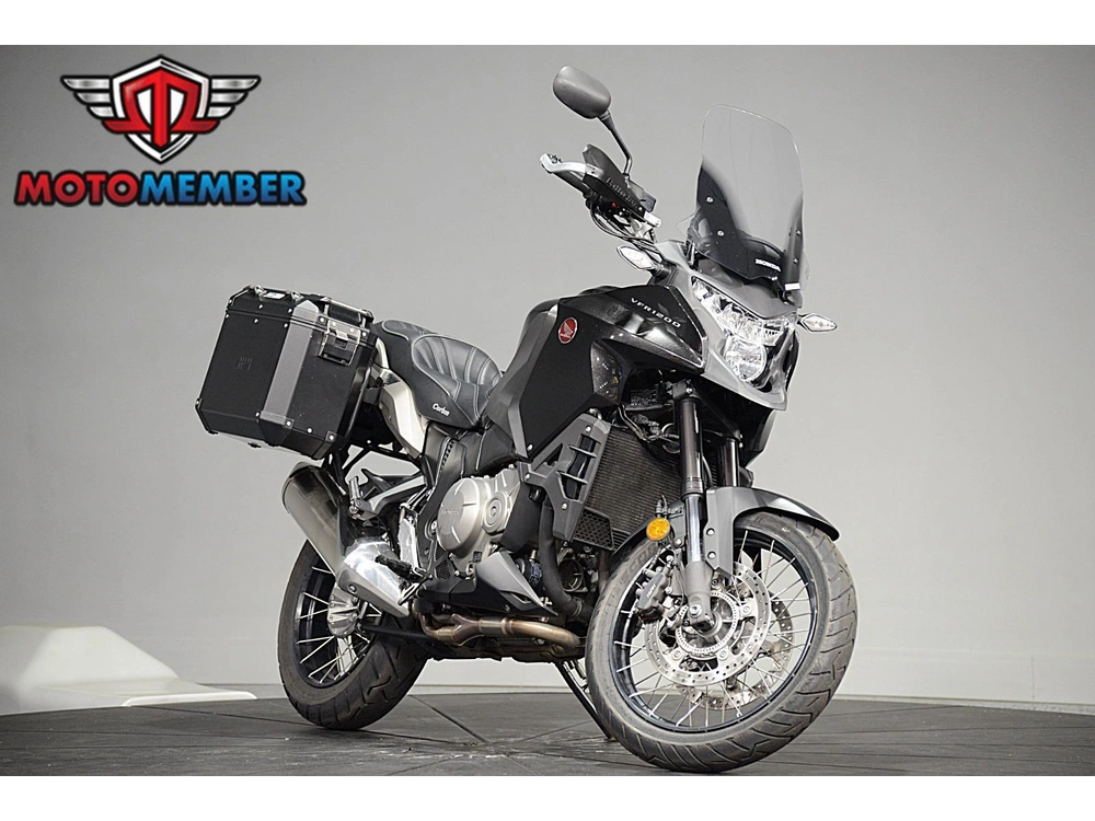 2016 Honda Vfr1200x alt