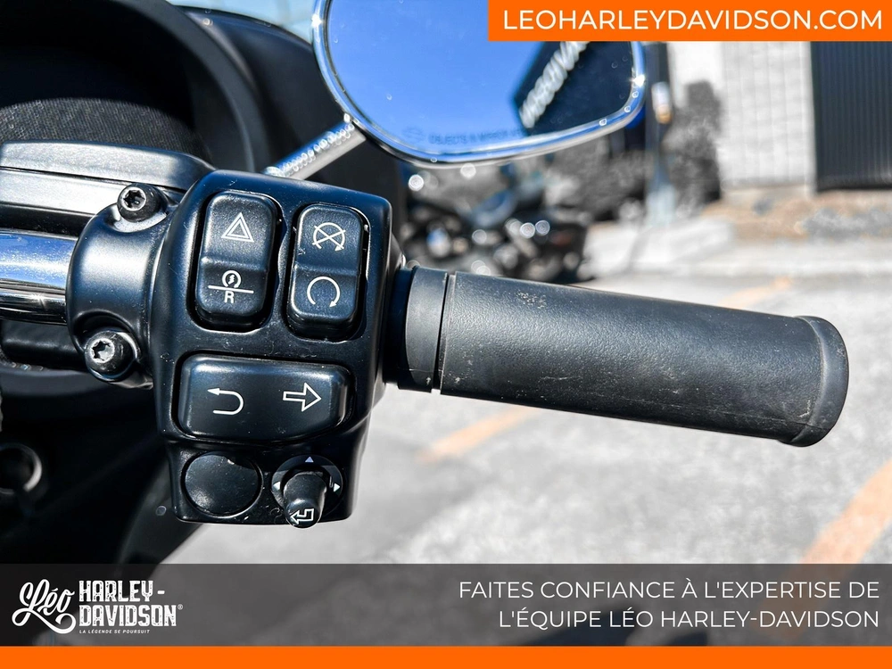 Harley-davidson Flhtcutg Tri Glide Ultra 2022 alt