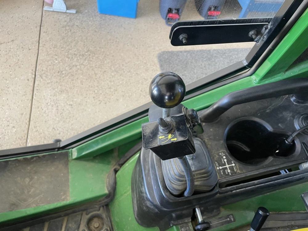 John Deere 1025r 2015 alt