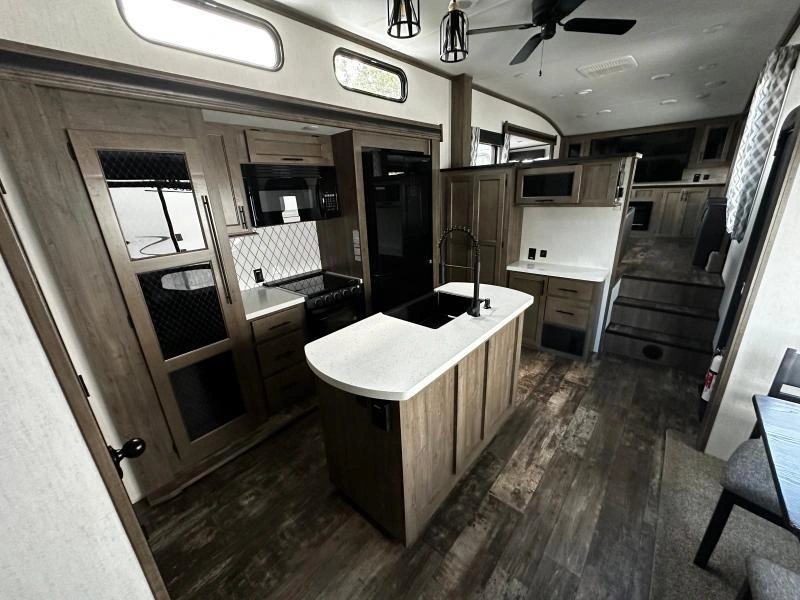 Forest River Sabre 37flh 2022 alt