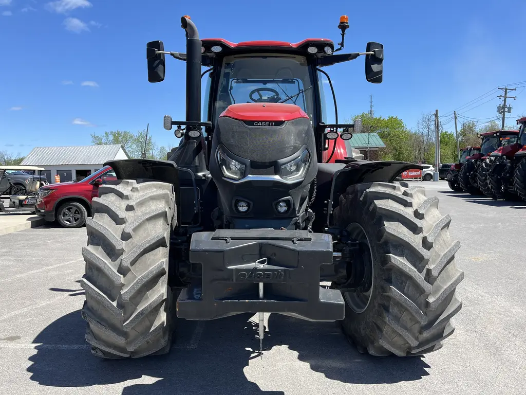 2024 Case IH Optum 300 CVX