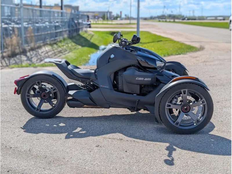 2021 Can-Am Ryker 900 thumbnail 2