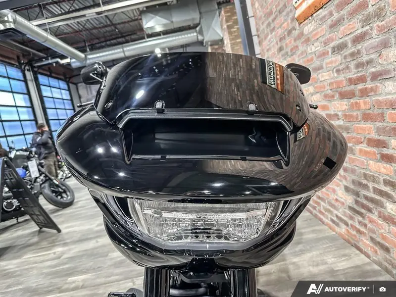 2026 Harley-Davidson ROAD GLIDE thumbnail 15